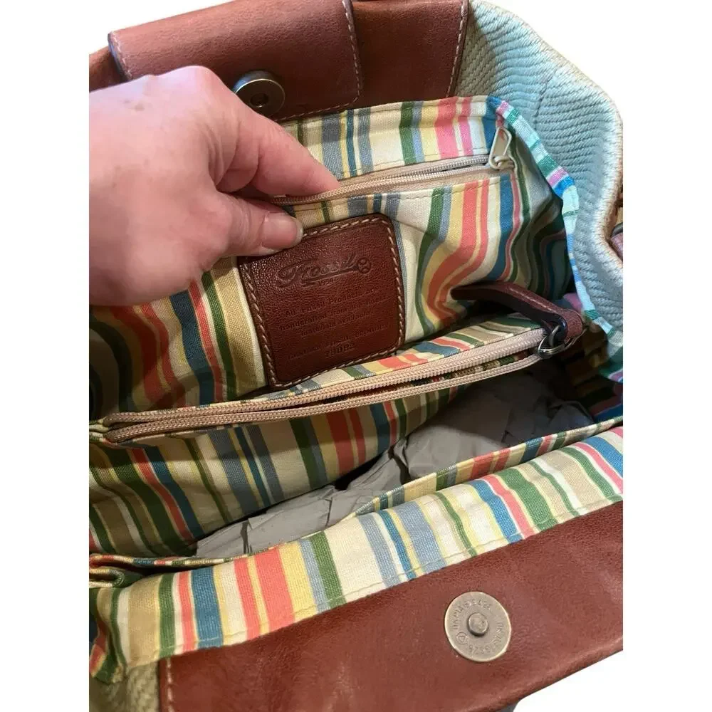 Fossil Wood Handle Rings purse Green Canvas Floral Logo Striped Lining